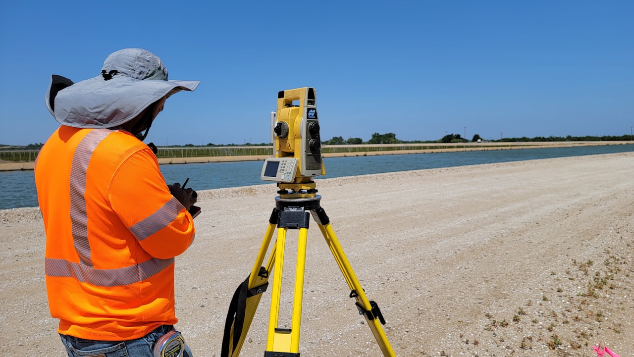 Quantity Surveying Essentials -(FULL DETAILS) Photo 1654643353084 10e62e05b9bf